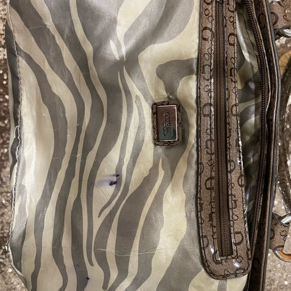 Guess - Tan Guess Logo Shoulder Bag - Picture 8 of 11